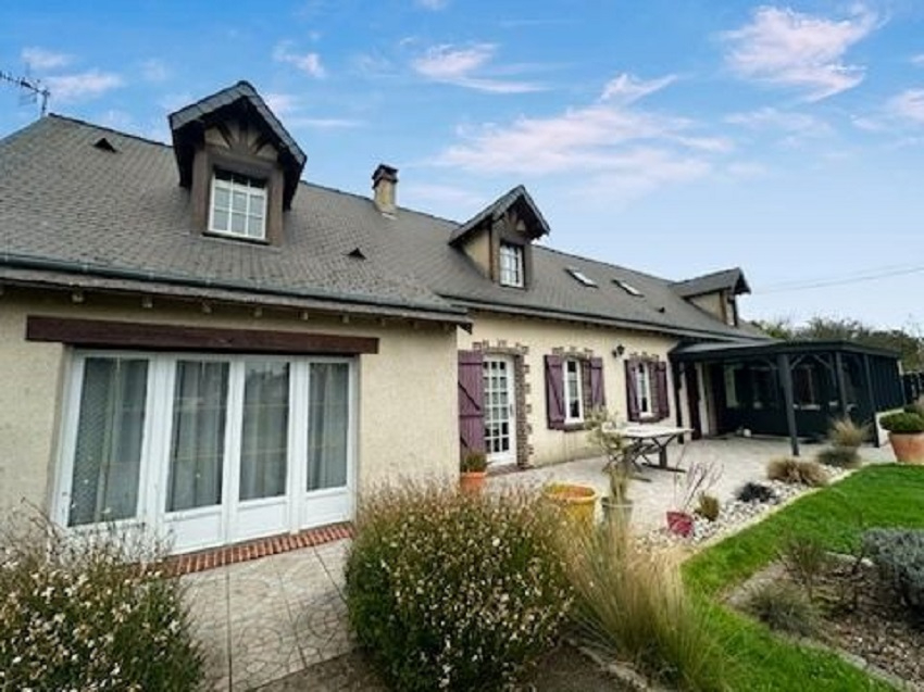 Maison 8 pièces - 170m²