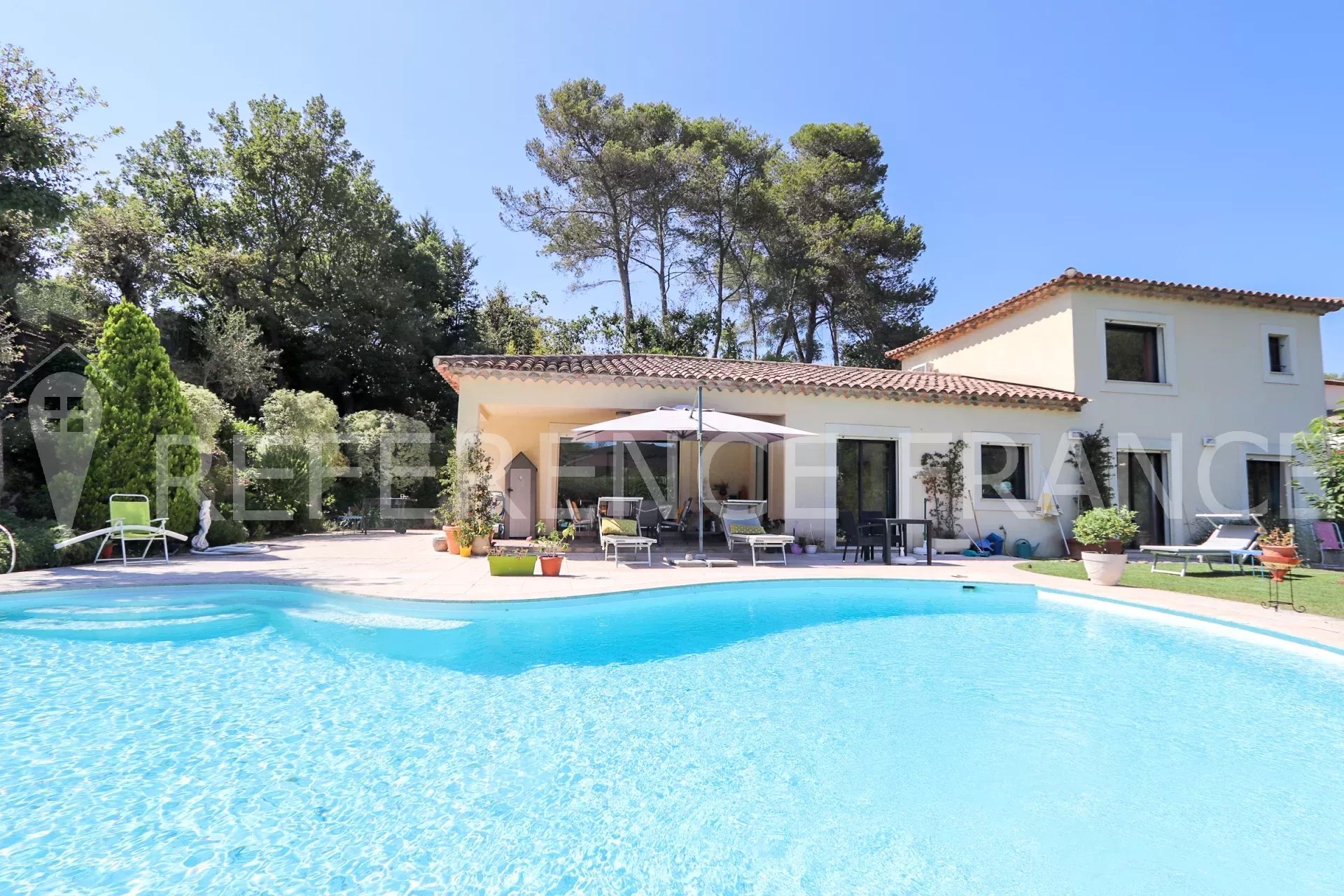 Maison 4 pièces - 130m² - MOUGINS