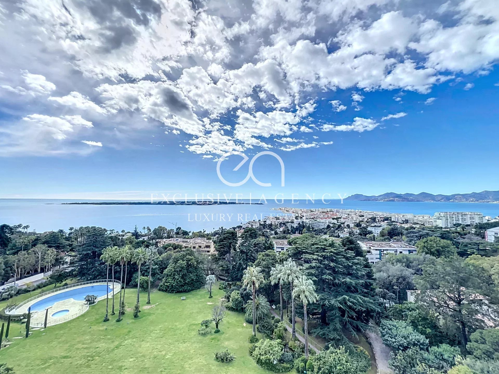 Appartement 4 pièces - 128m² - CANNES