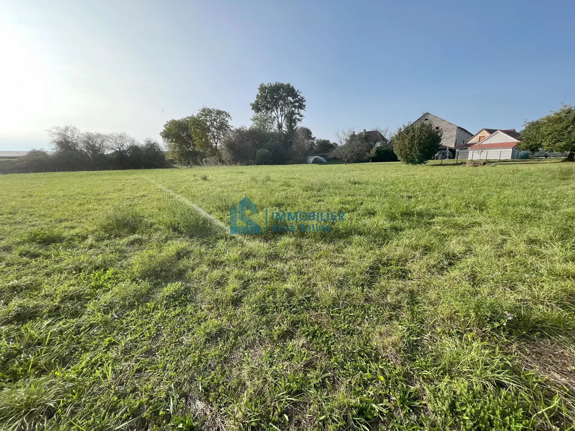 Terrain  - 1 372m² - ARC ET SENANS