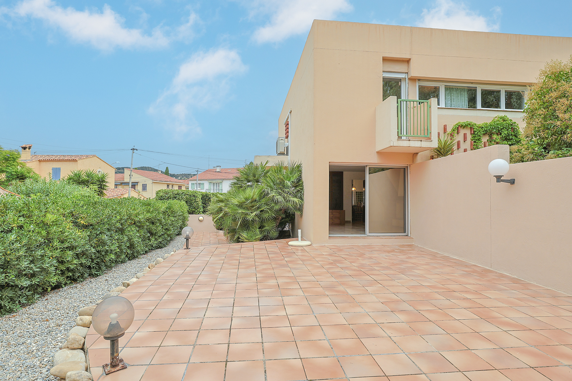 Maison 4 pièces - 80m² - HYERES