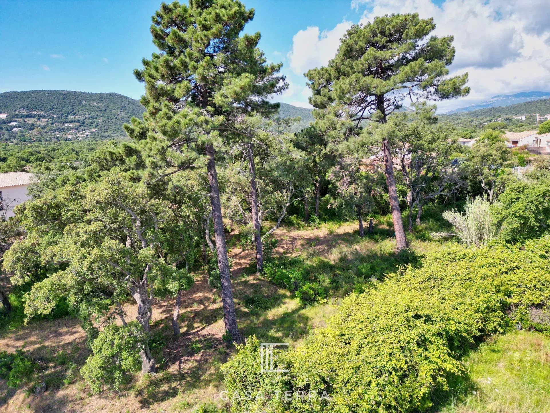 Terrain  - 2 045m² - STE LUCIE DE PORTO VECCHIO