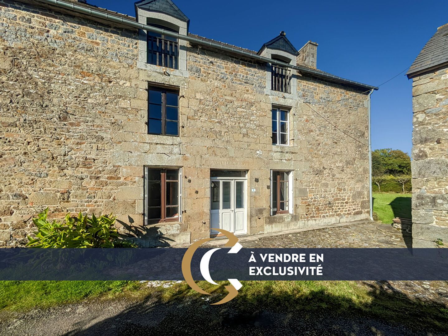 Maison 8 pièces - 165m² - Mesnil-Roch