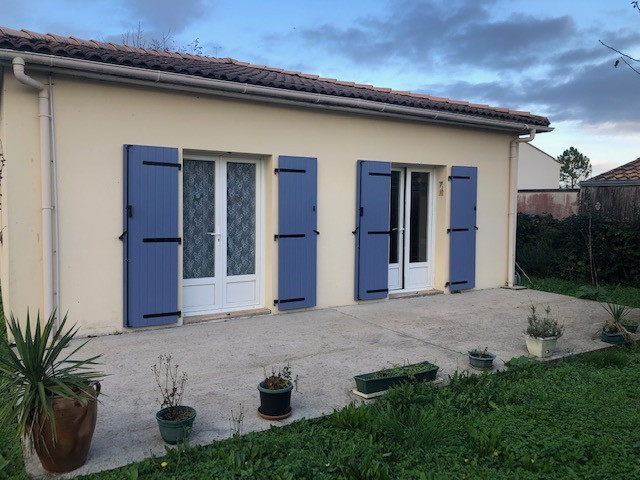 Maison 3 pièces - 90m² - ST GEORGES DE DIDONNE