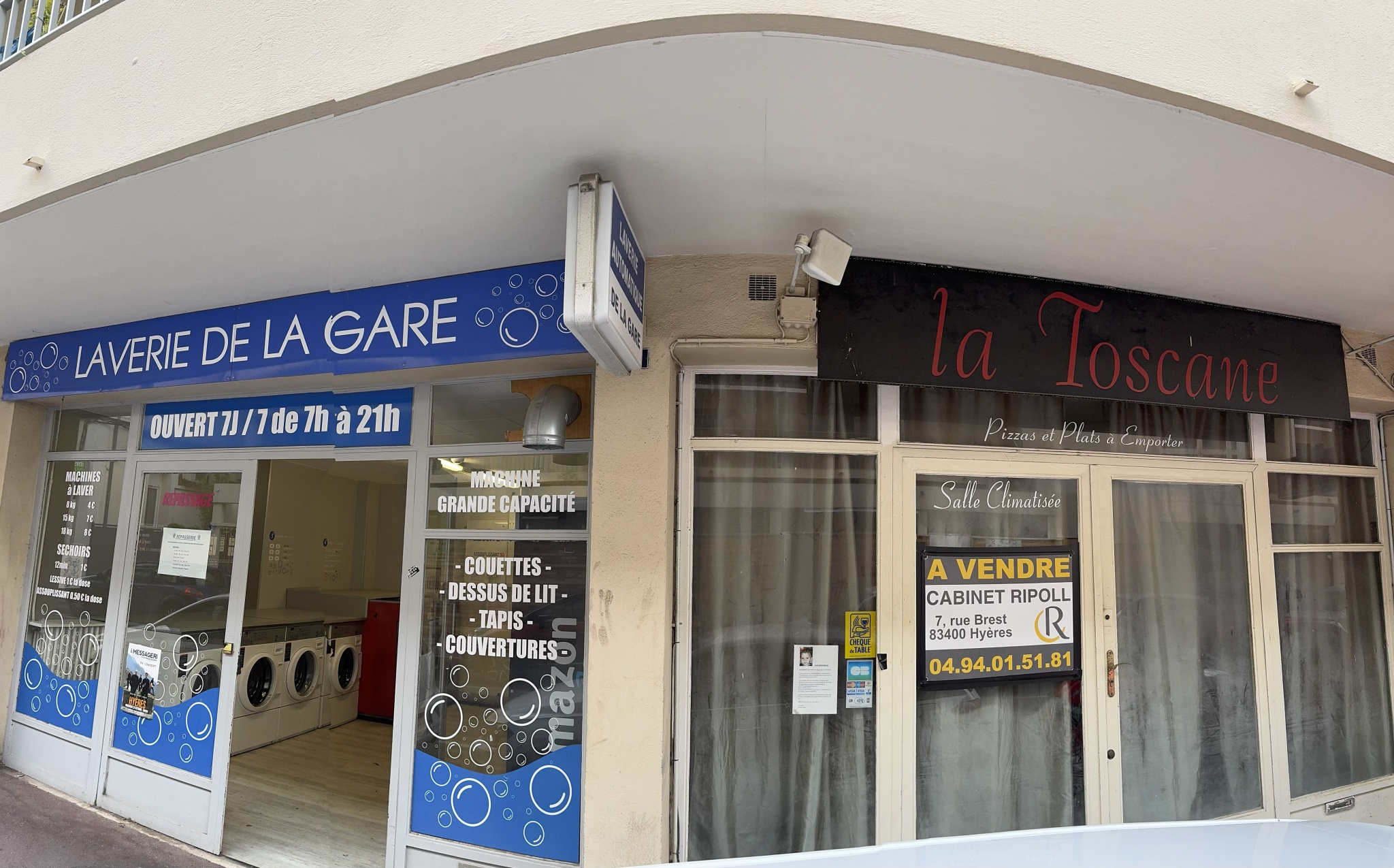 Local commercial  - 127m² - HYERES