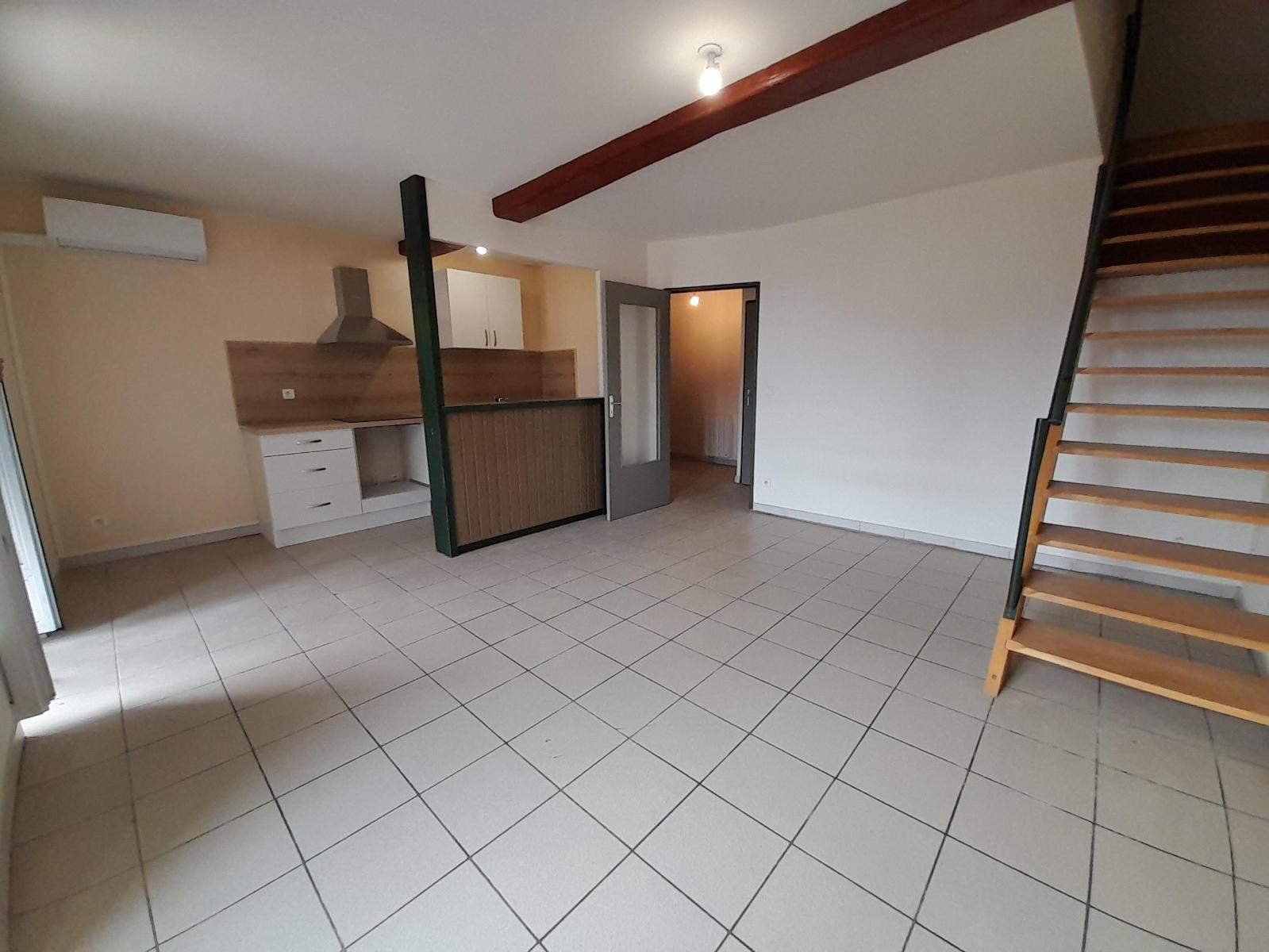 Appartement 4 pièces - 84m² - ROMENAY