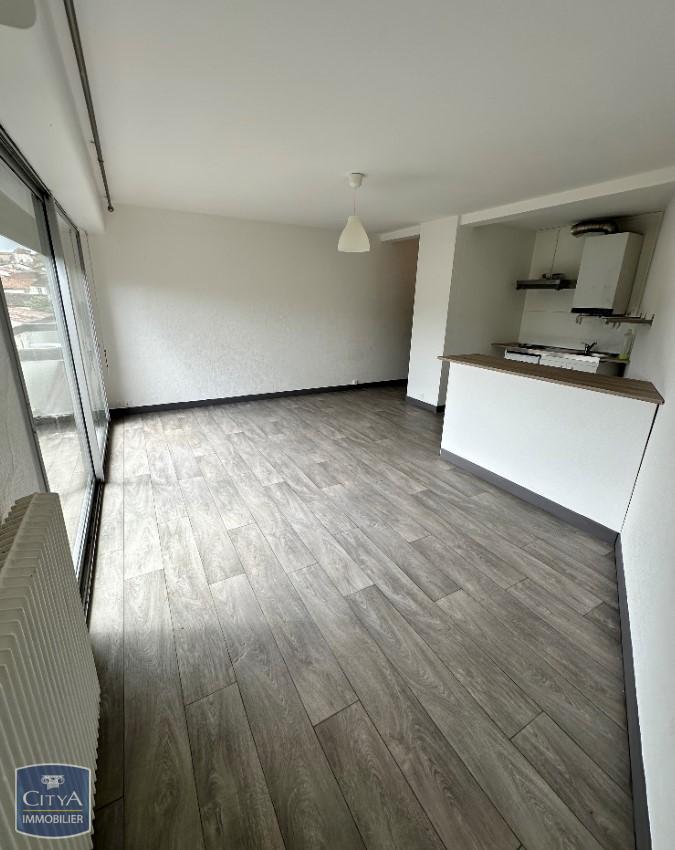 Appartement 1 pièce - 28m² - SAINTES