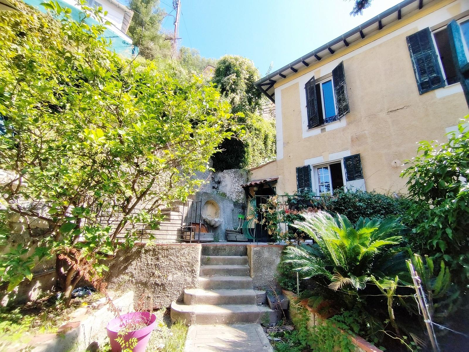 Maison 5 pièces - 138m² - NICE