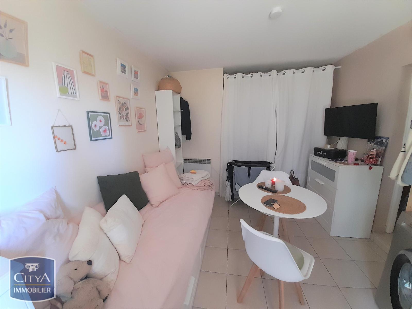 Appartement 1 pièce - 14m² - AIX EN PROVENCE - 90ème