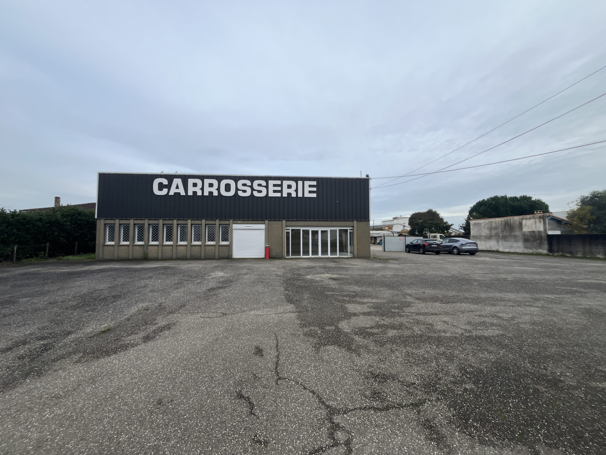 Local industriel  - 720m² - FAUILLET