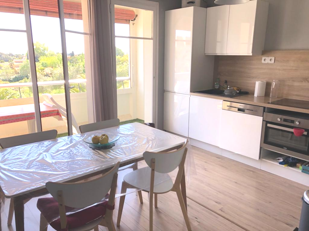 Appartement 2 pièces - 44m² - HYERES