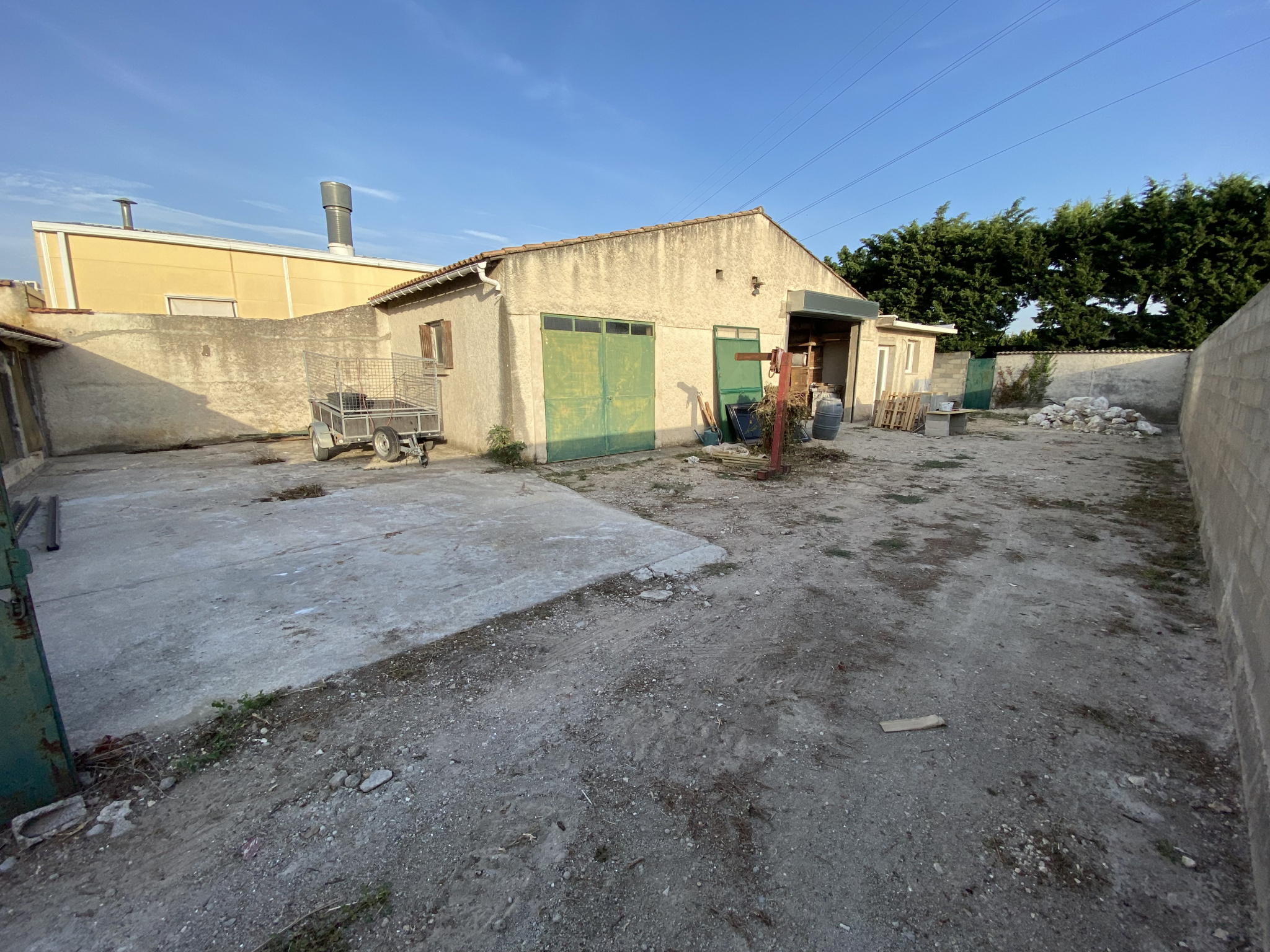 Local industriel  - 91m² - MONTEUX