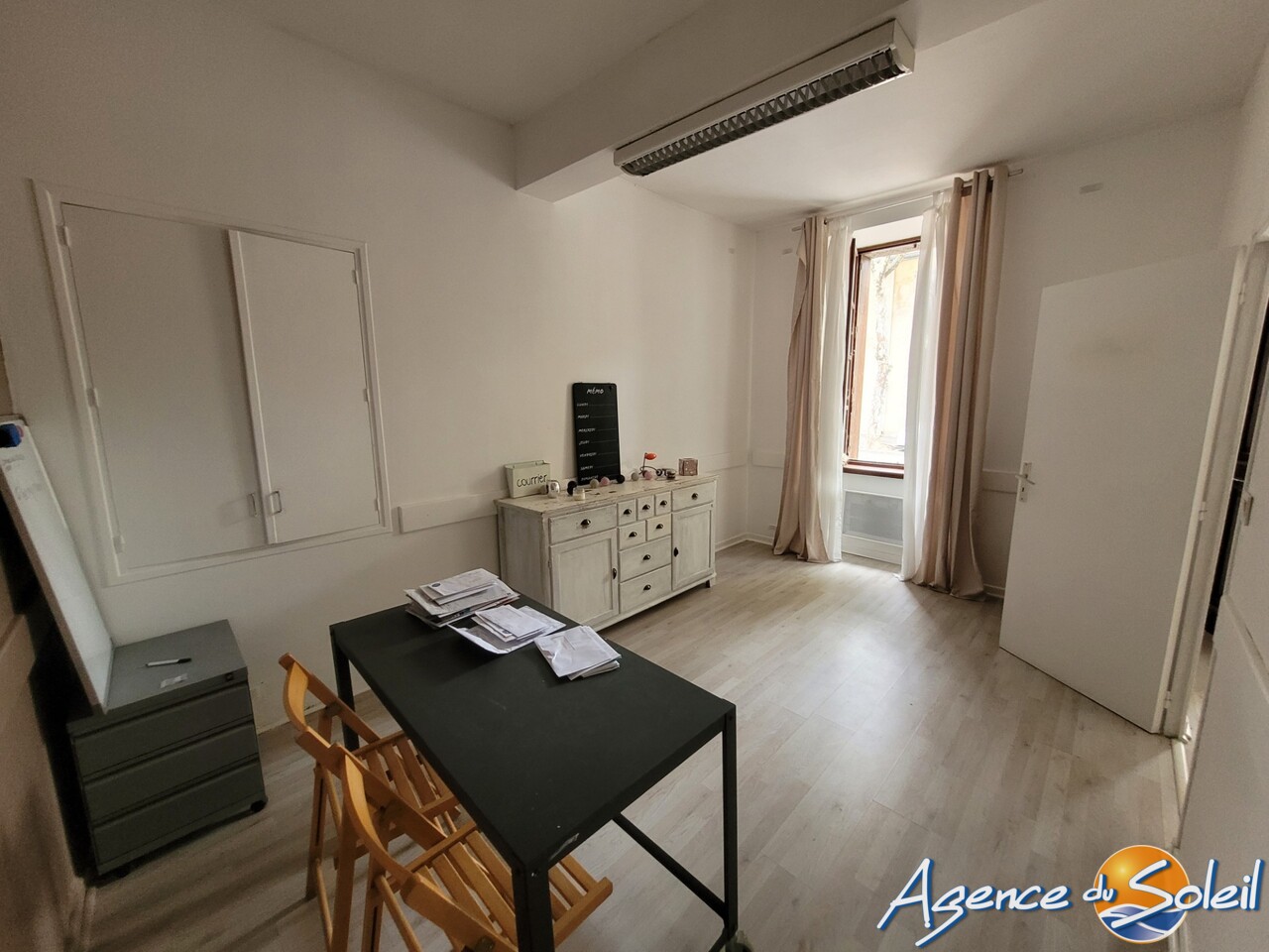 Local Professionnel  - 57m² - LEZIGNAN CORBIERES