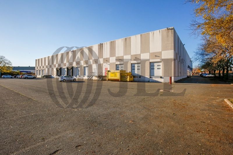 Local industriel  - 4 239m² - ROISSY EN FRANCE