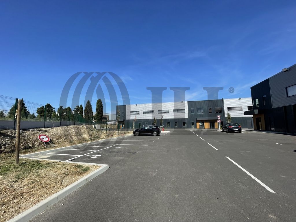 Local industriel  - 2 286m² - VEDENE