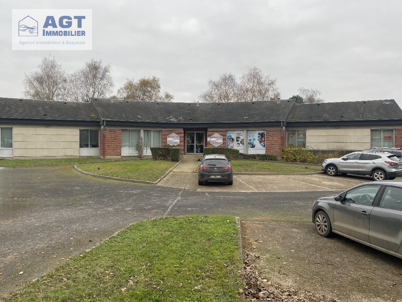 Local Professionnel  - 106m² - BEAUVAIS