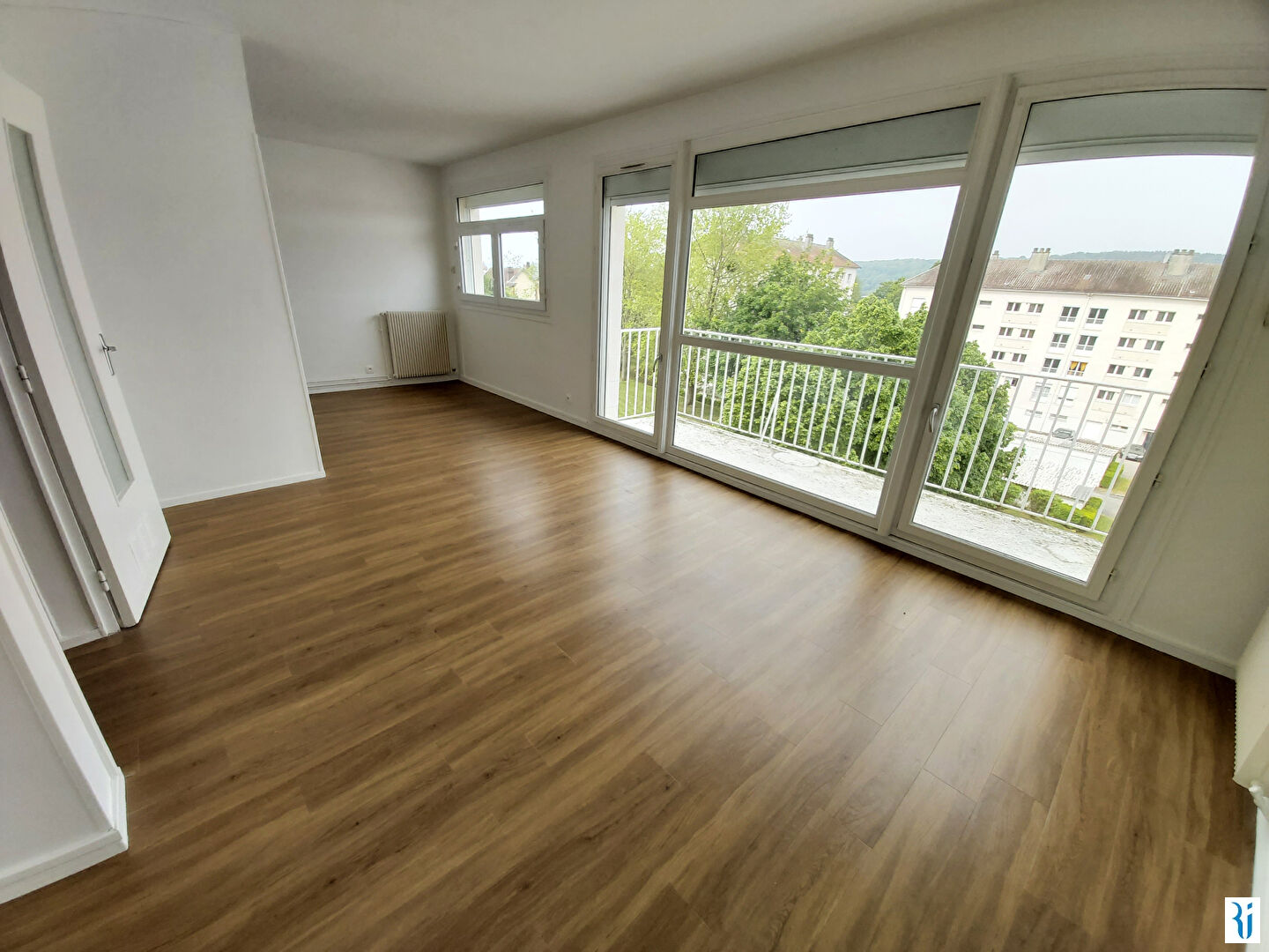 Appartement 3 pièces - 67m² - PETIT COURONNE