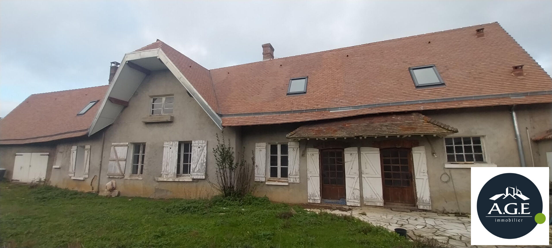 Maison 2 pièces - 90m² - EPERNON