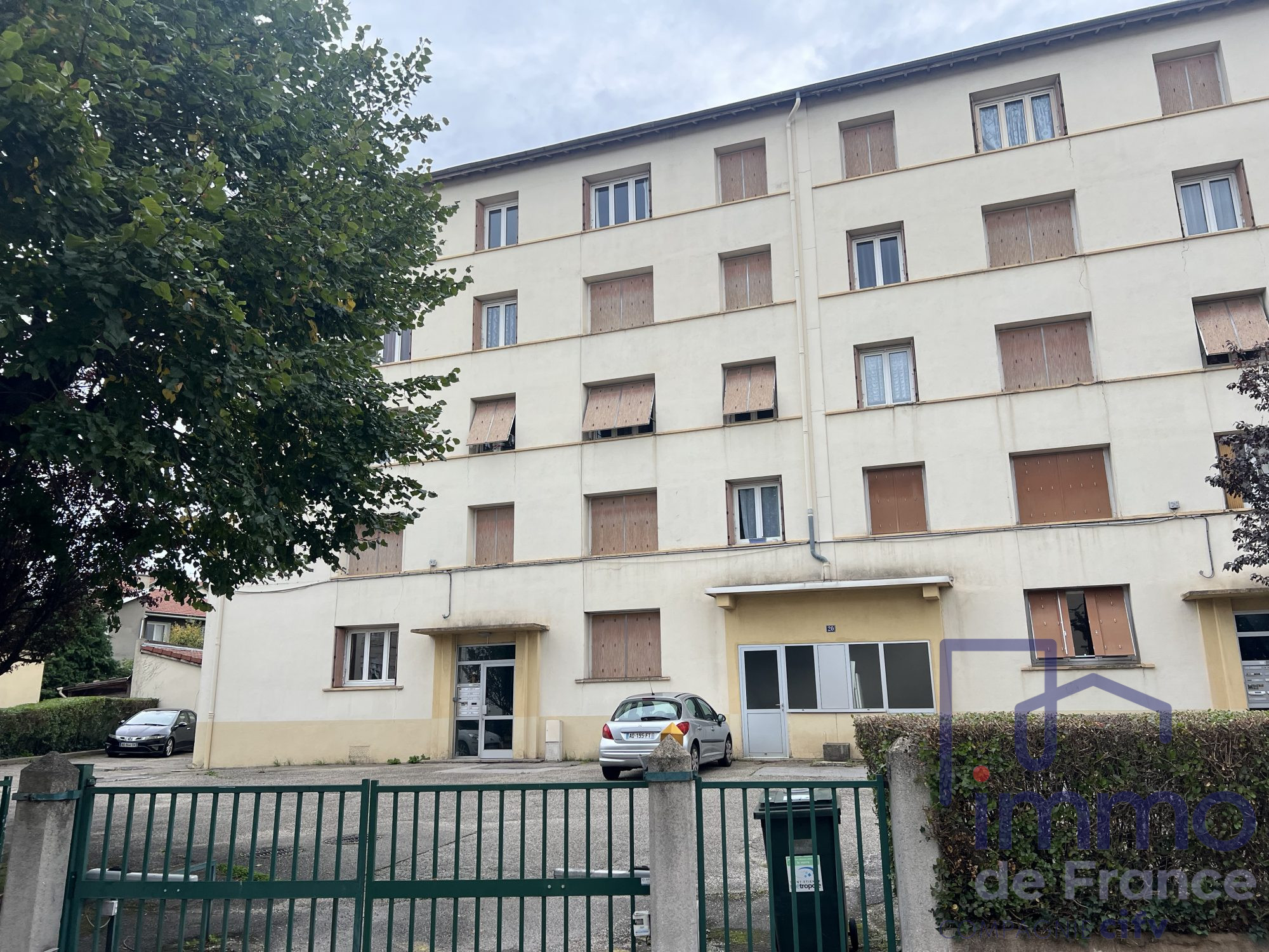 Appartement 4 pièces - 58m² - ST ETIENNE