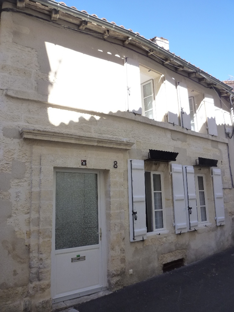 Maison 2 pièces - 58m² - COGNAC