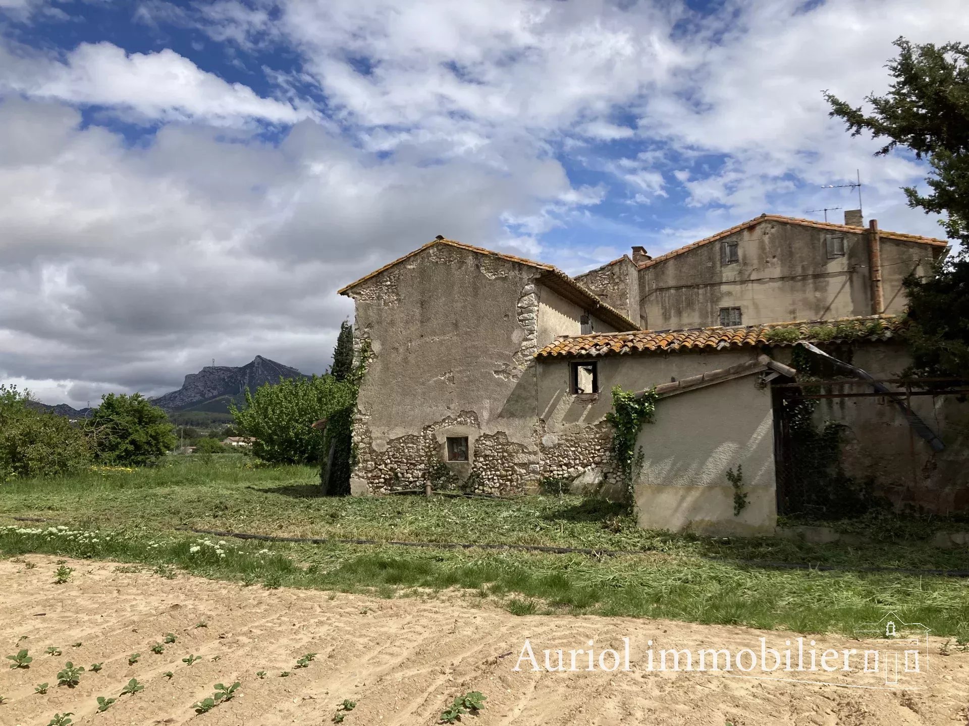 Maison 4 pièces - 127m² - AUBAGNE