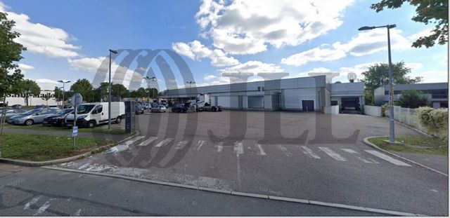 Local industriel  - 1 535m² - SAVIGNY LE TEMPLE