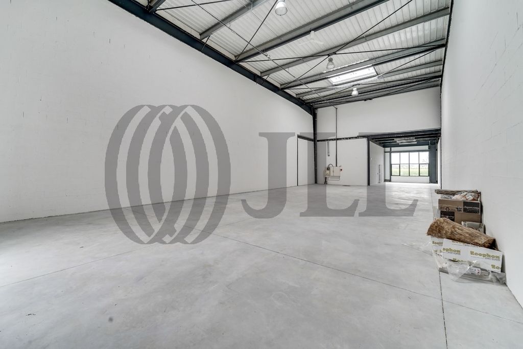 Local industriel  - 7 876m² - ST PIERRE DU PERRAY