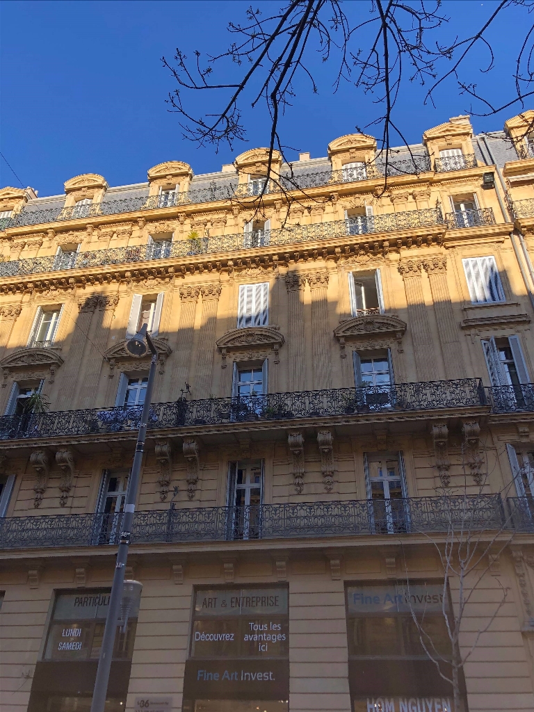 Local Professionnel  - 531m² - MARSEILLE  - 1er