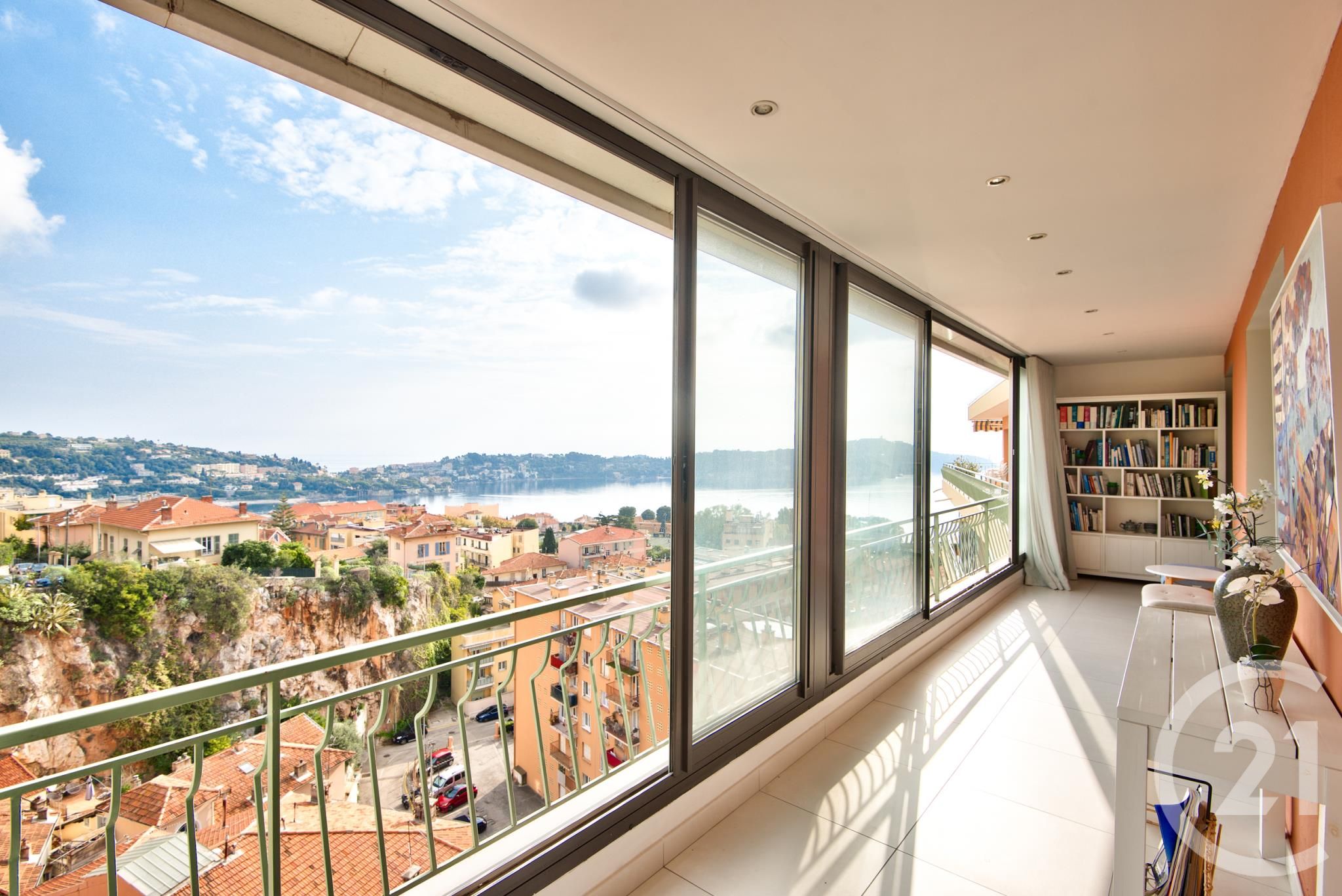 Appartement 3 pièces - 78m² - VILLEFRANCHE SUR MER