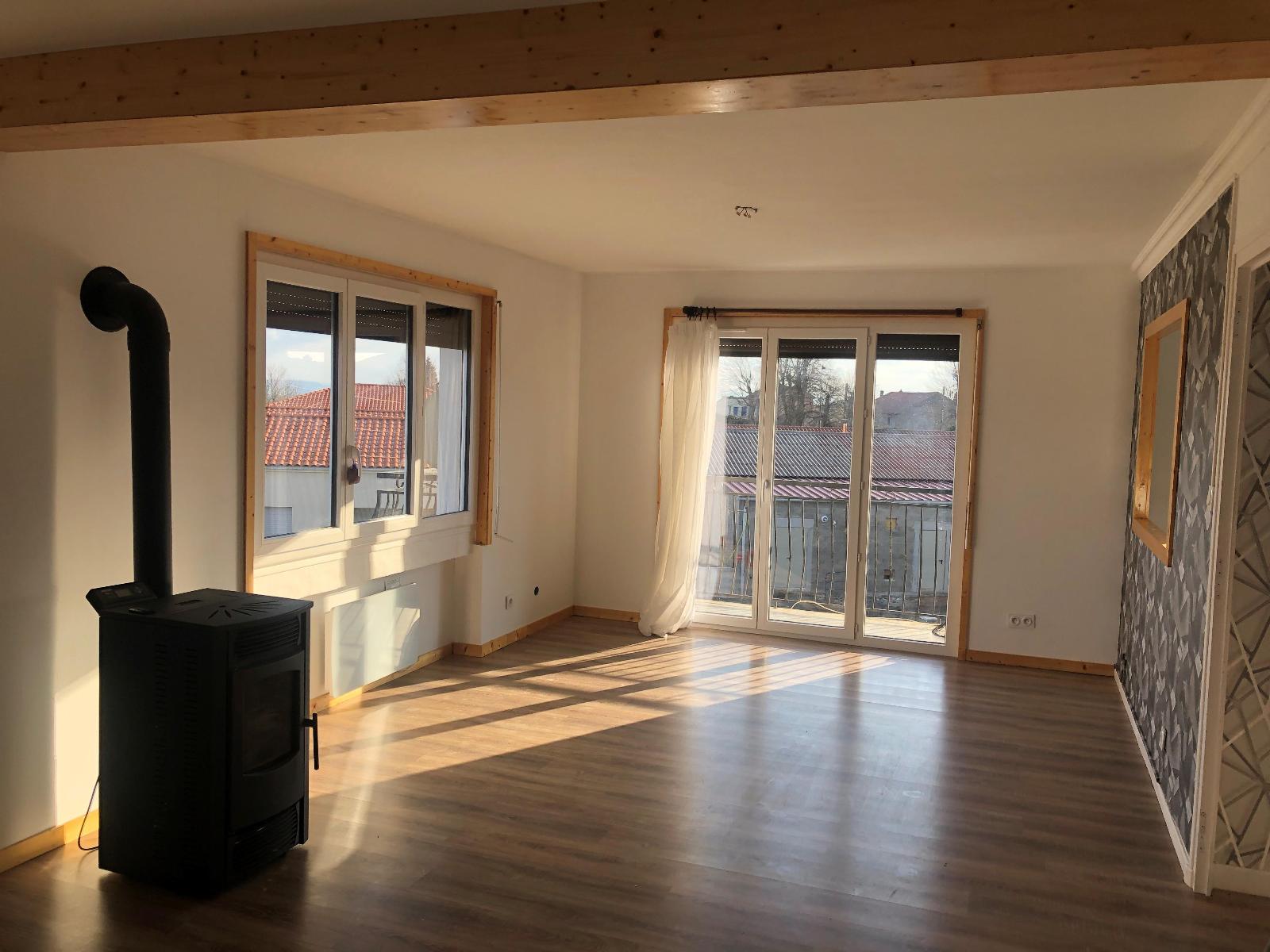 Appartement 3 pièces - 75m² - ST MAURICE EN GOURGOIS