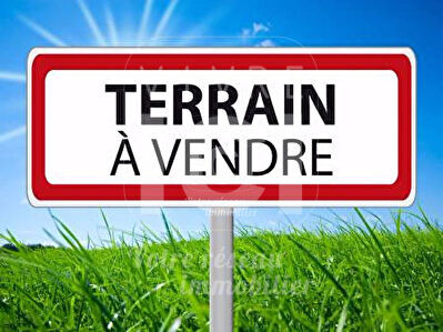 Terrain  - 300m²