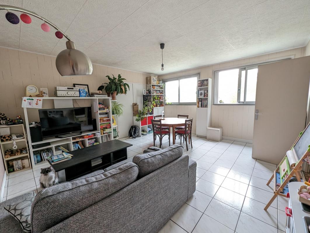 Appartement 3 pièces - 69m² - LES BRUYERES