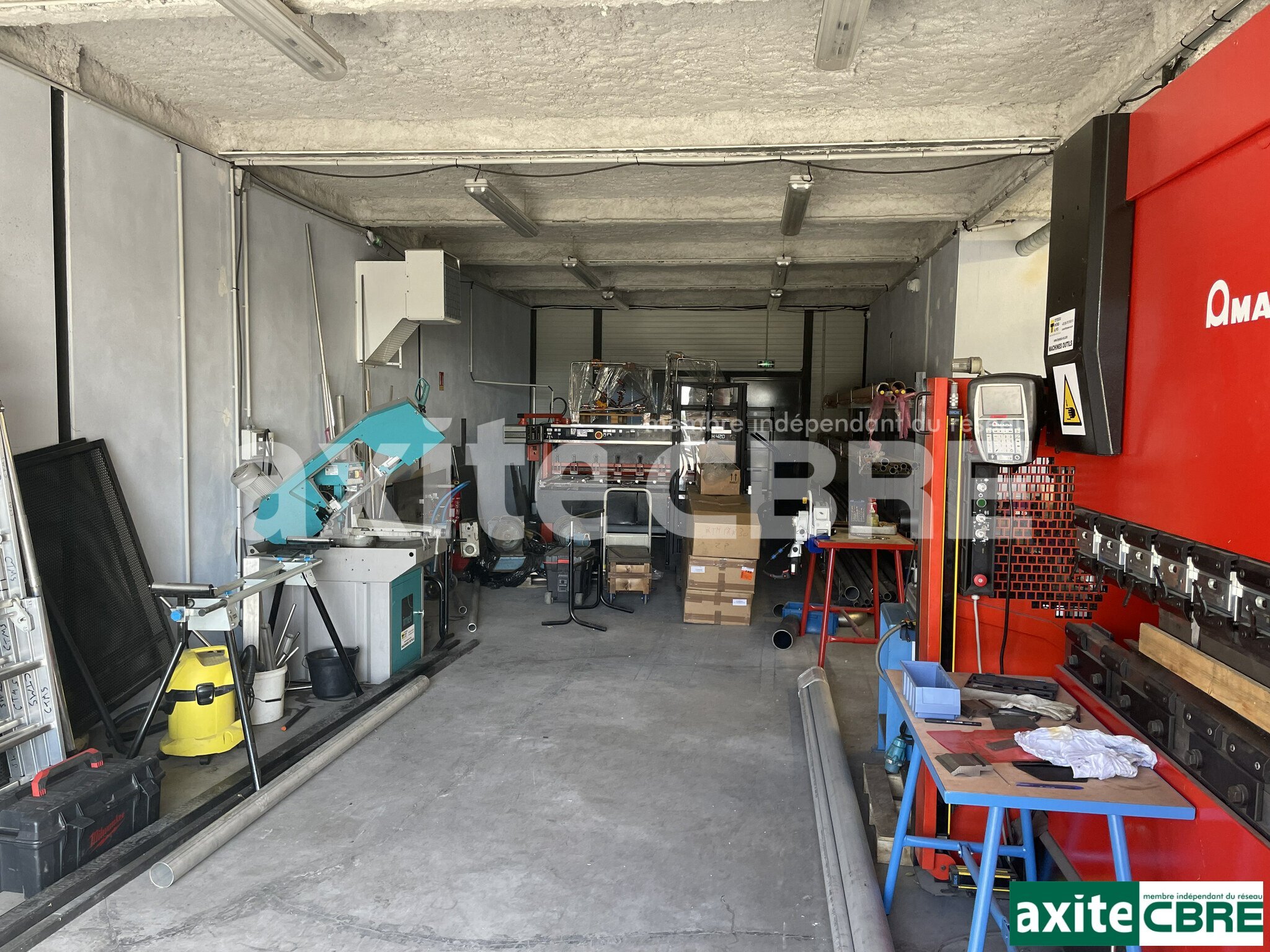 Local industriel  - 140m² - DIEMOZ