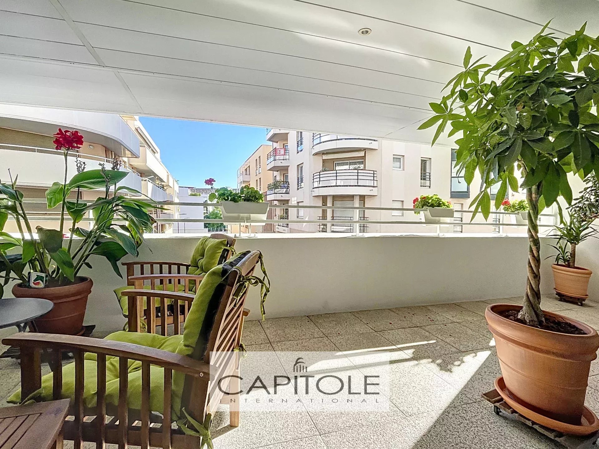 Appartement 3 pièces - 80m² - ANTIBES