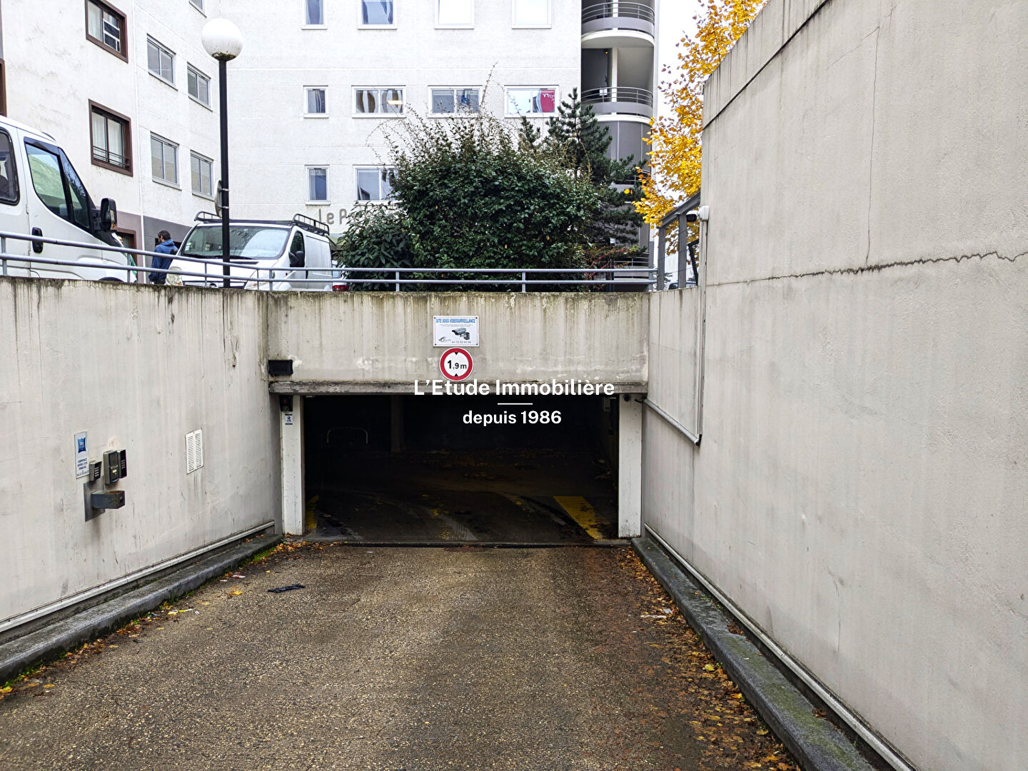 Parking  - CALUIRE ET CUIRE