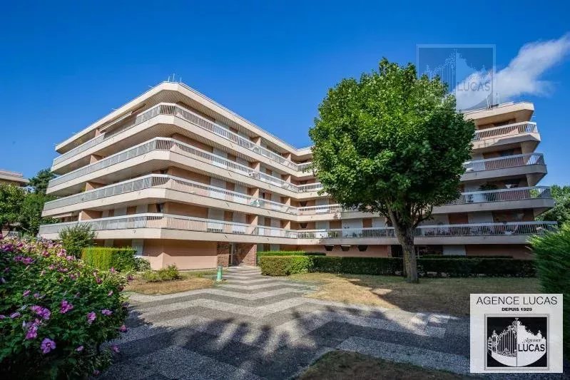 Appartement 4 pièces - 83m² - VERRIERES LE BUISSON