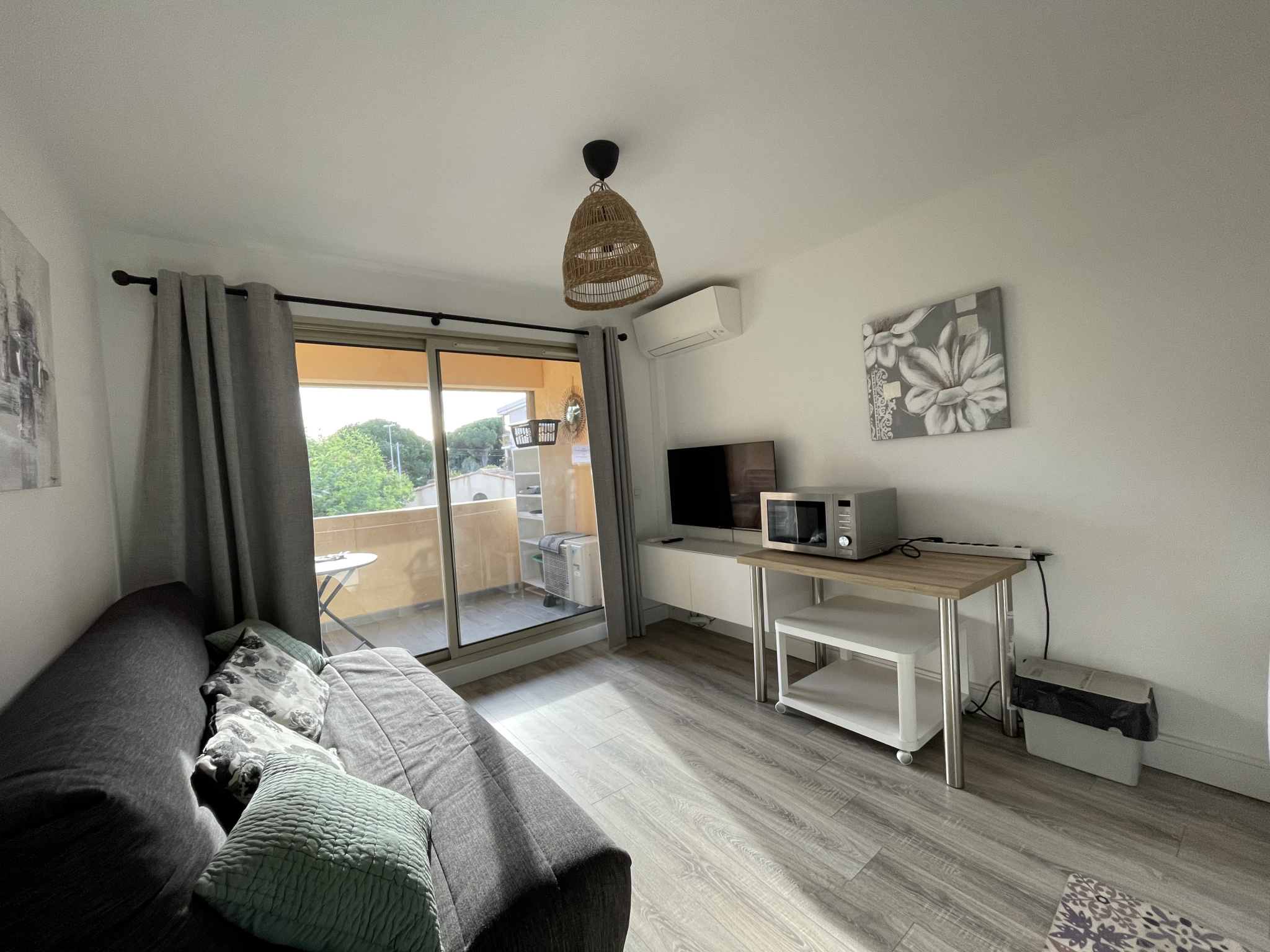 Appartement 1 pièce - 21m² - LE LAVANDOU