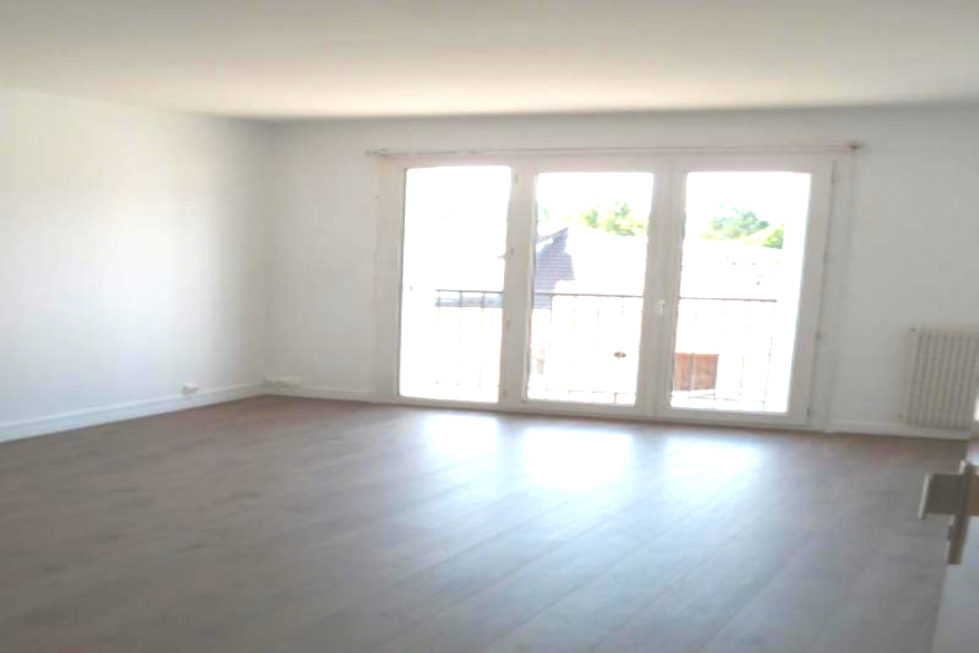 Appartement 1 pièce - 28m² - GIF SUR YVETTE