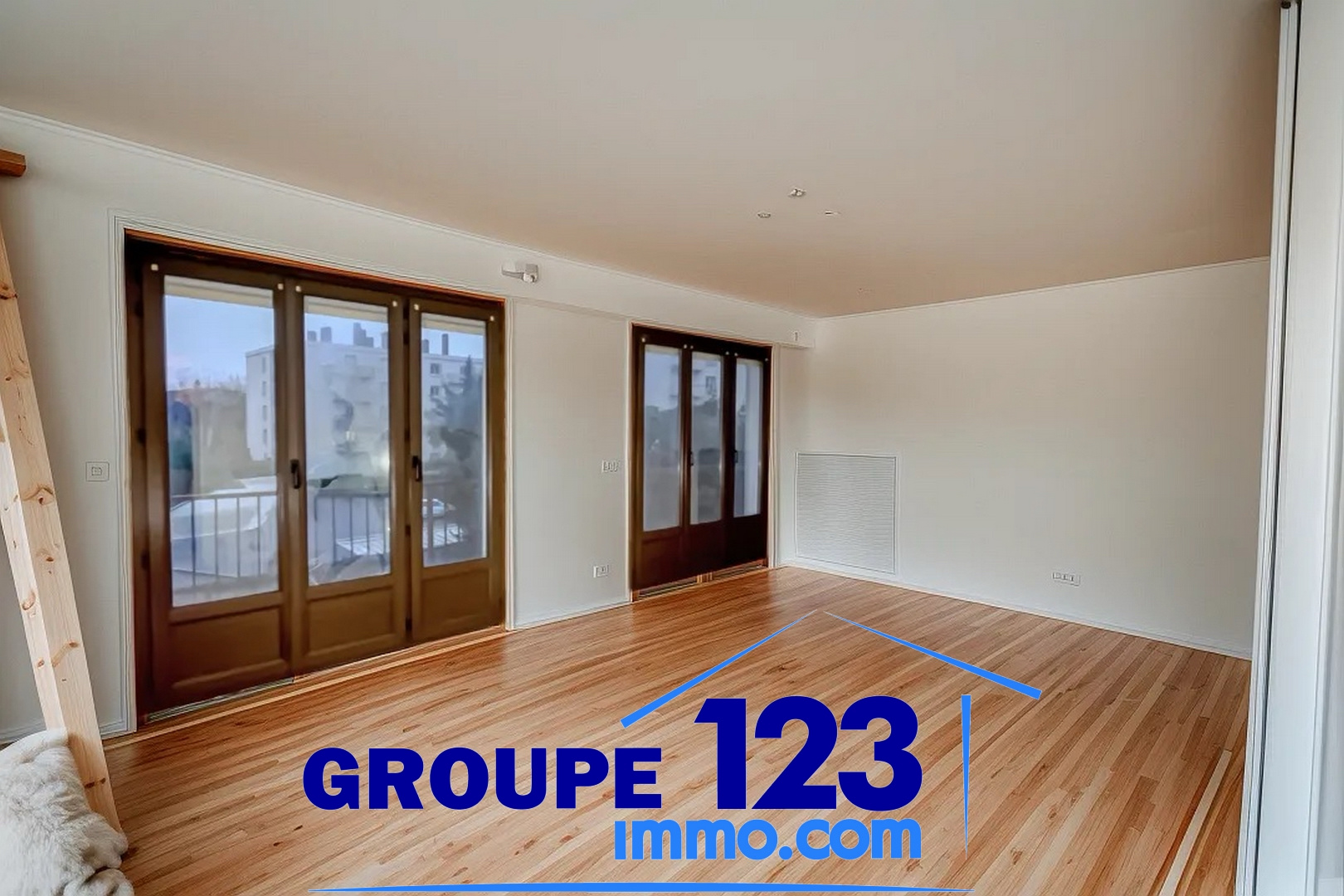 Appartement 2 pièces - 51m² - AUXERRE