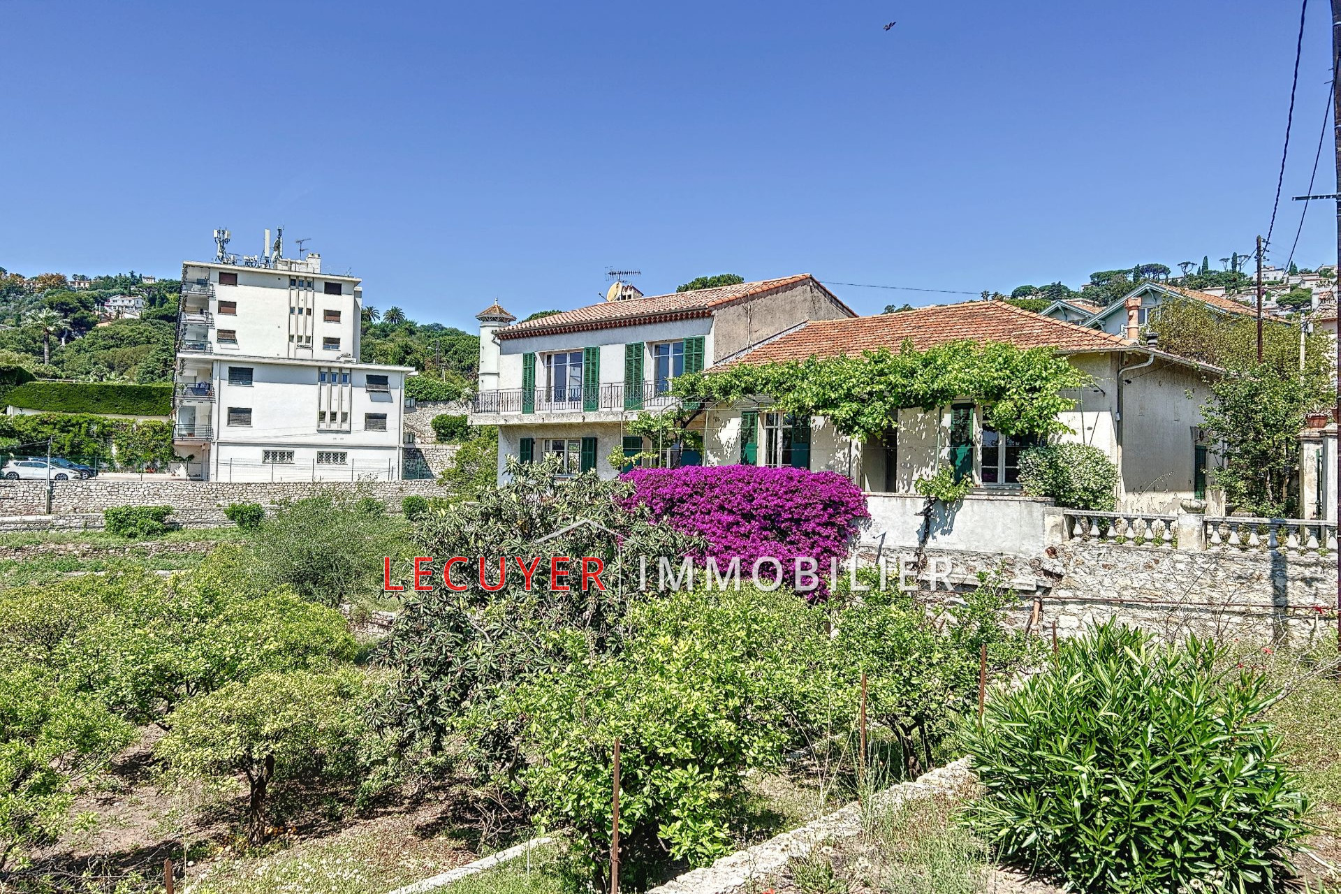 Maison 5 pièces - 208m² - LE GOLFE JUAN