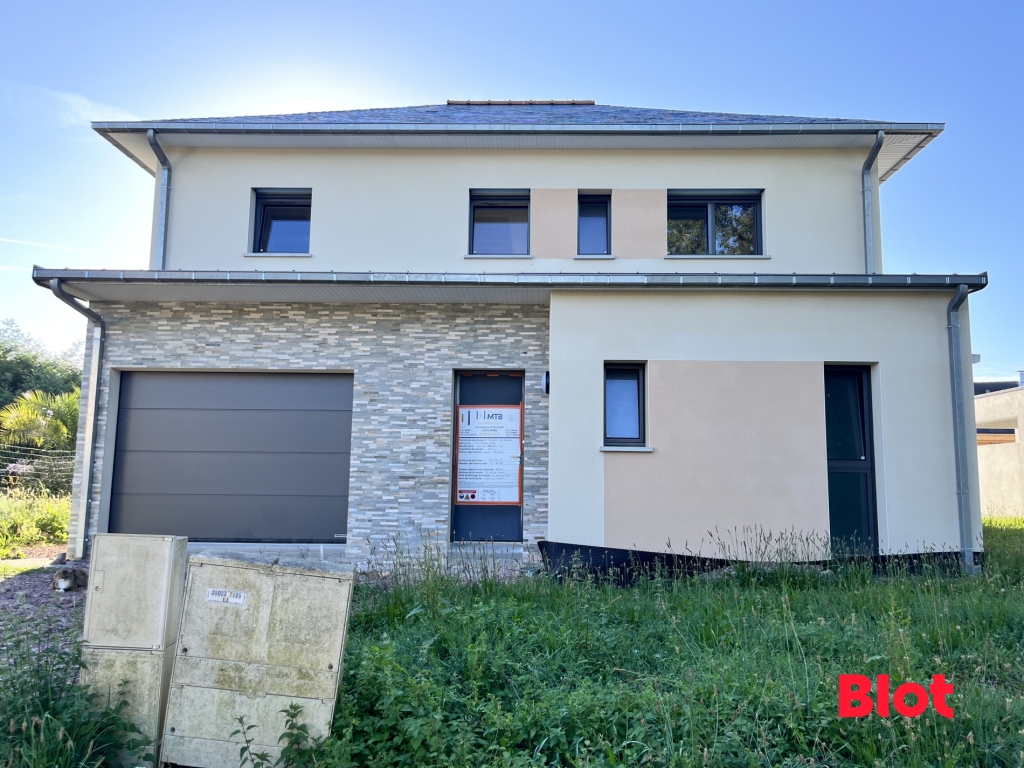 Maison 6 pièces - 134m² - BEDEE