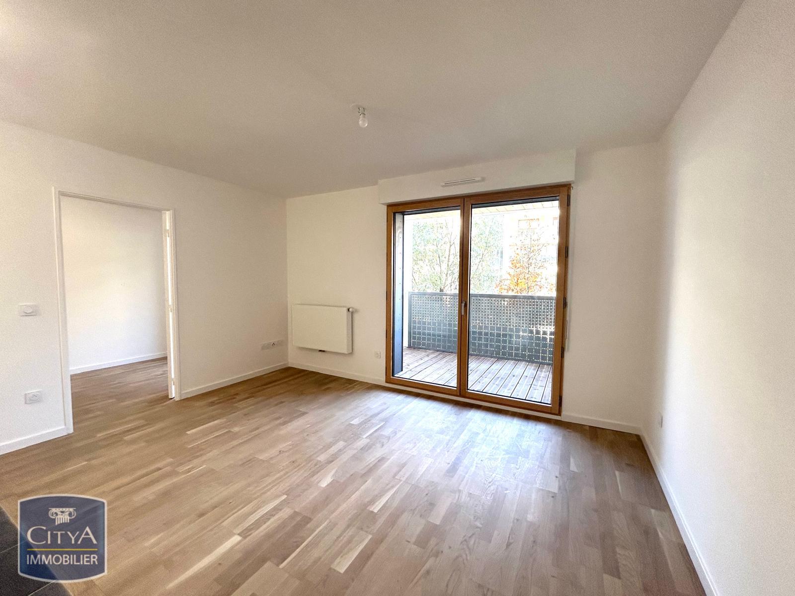 Appartement 1 pièce - 36m² - MEUDON LA FORET