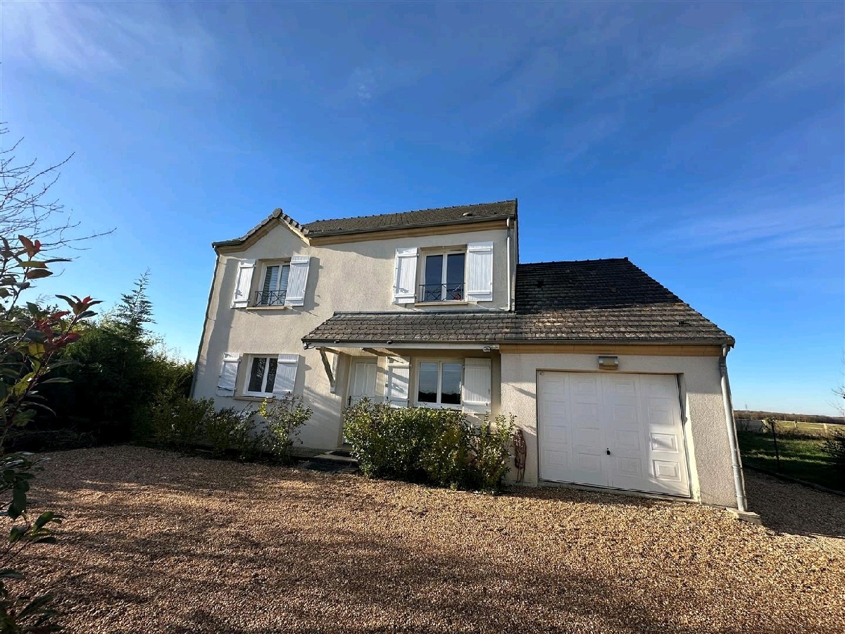 Maison 6 pièces - 138m² - CHATEAUNEUF EN THYMERAIS