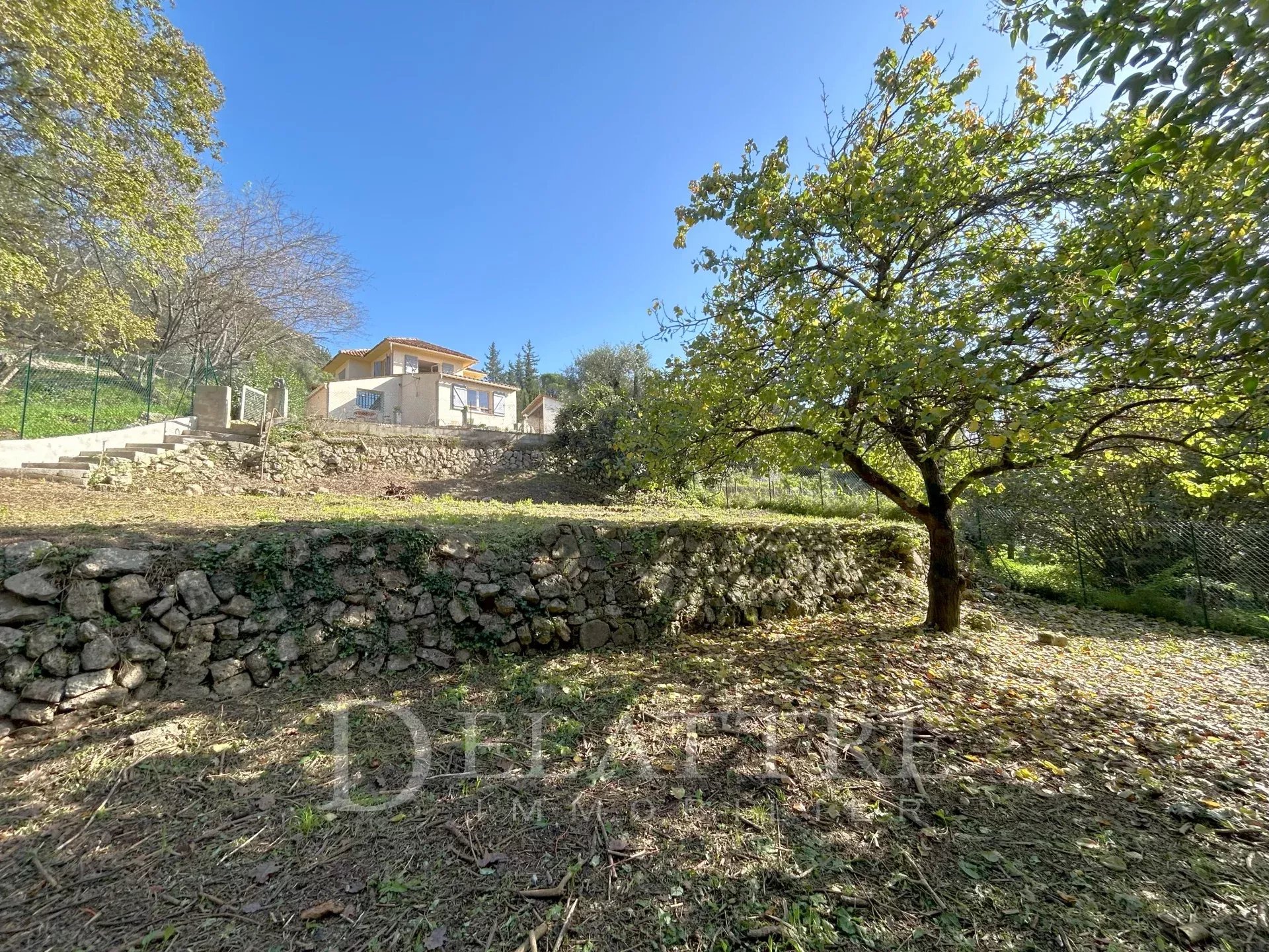 Maison 5 pièces - 92m² - CHATEAUNEUF GRASSE