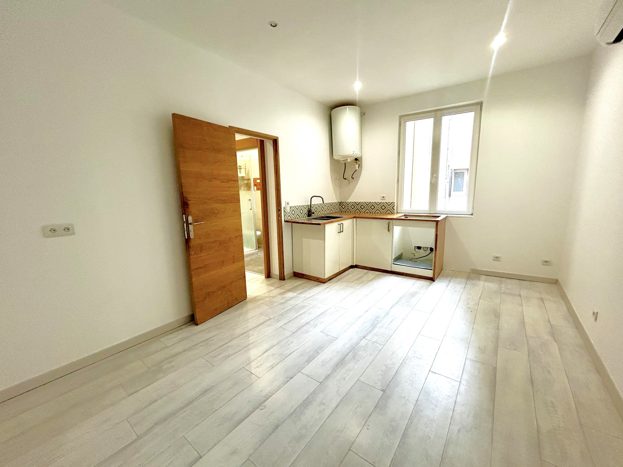 Appartement 1 pièce - 26m² - AUBAGNE