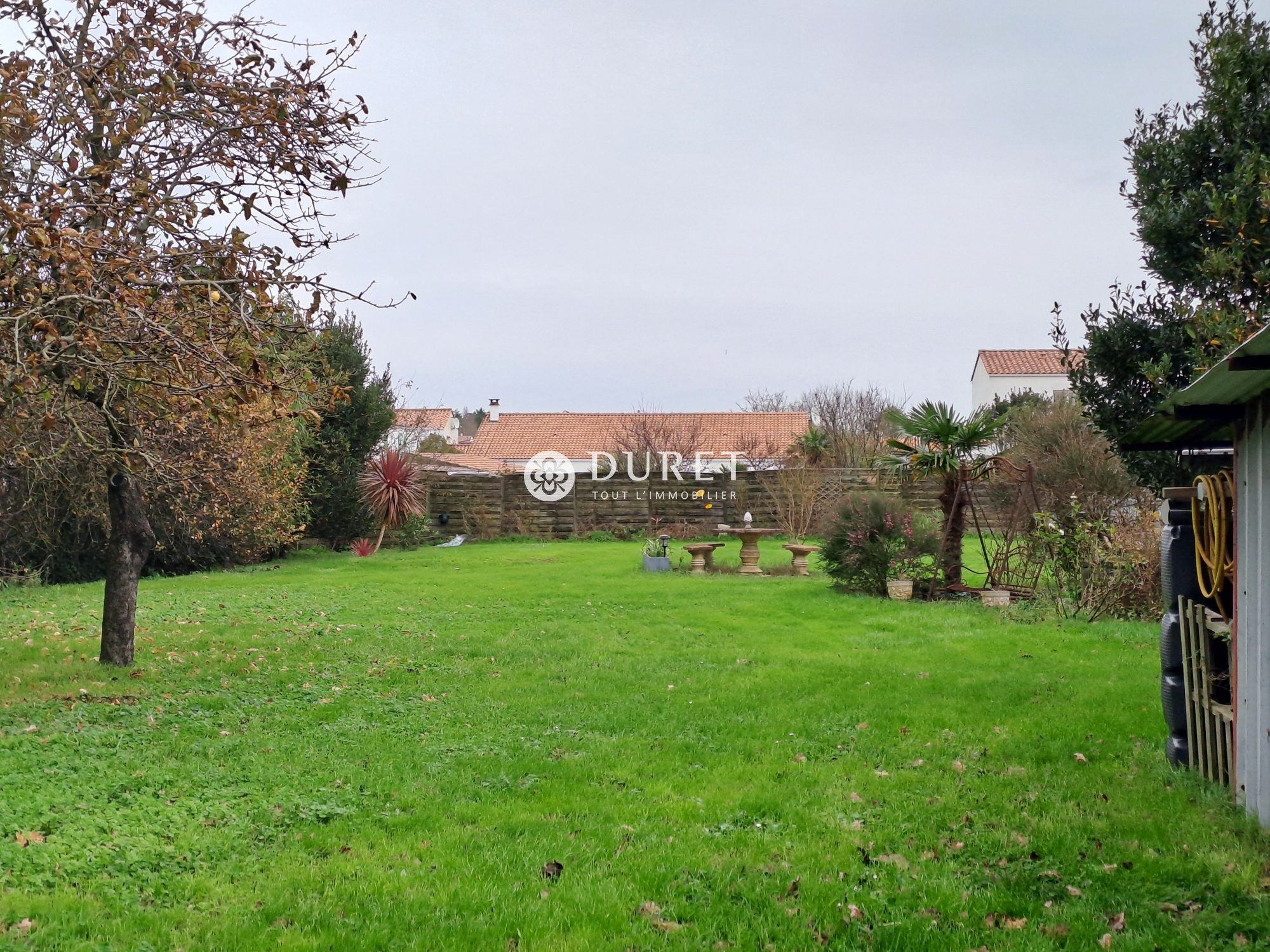 Terrain  - 973m² - ST GILLES CROIX DE VIE