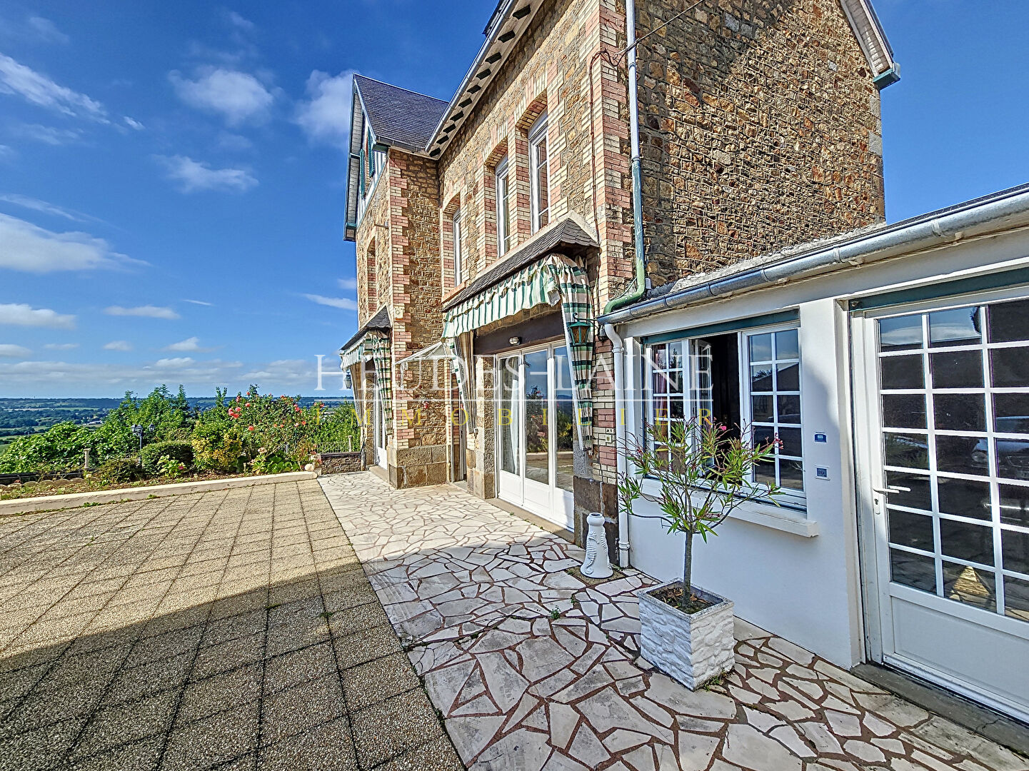 Maison 5 pièces - 146m² - AVRANCHES