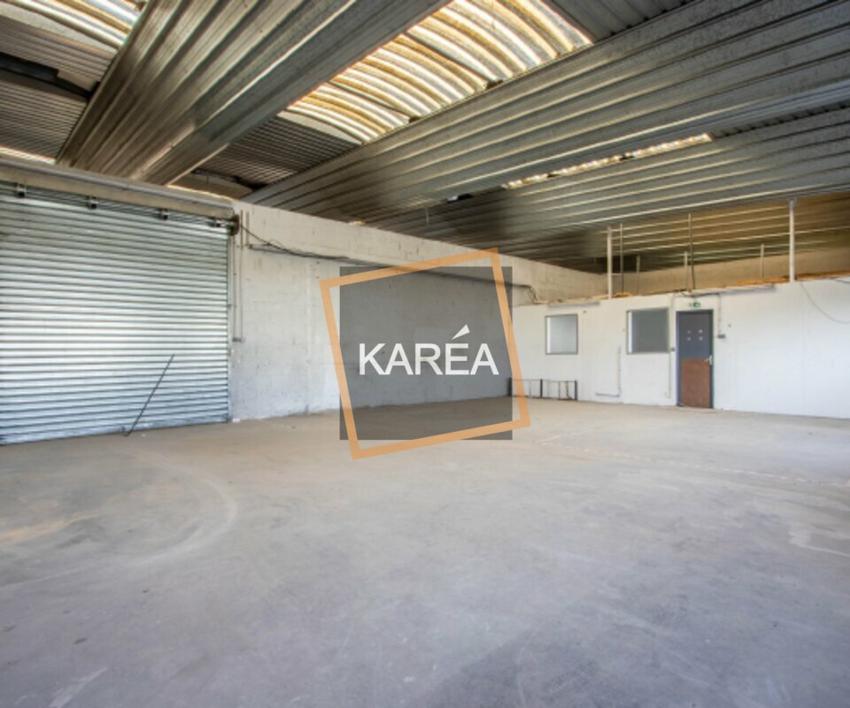 Local industriel  - 180m² - MEAUX