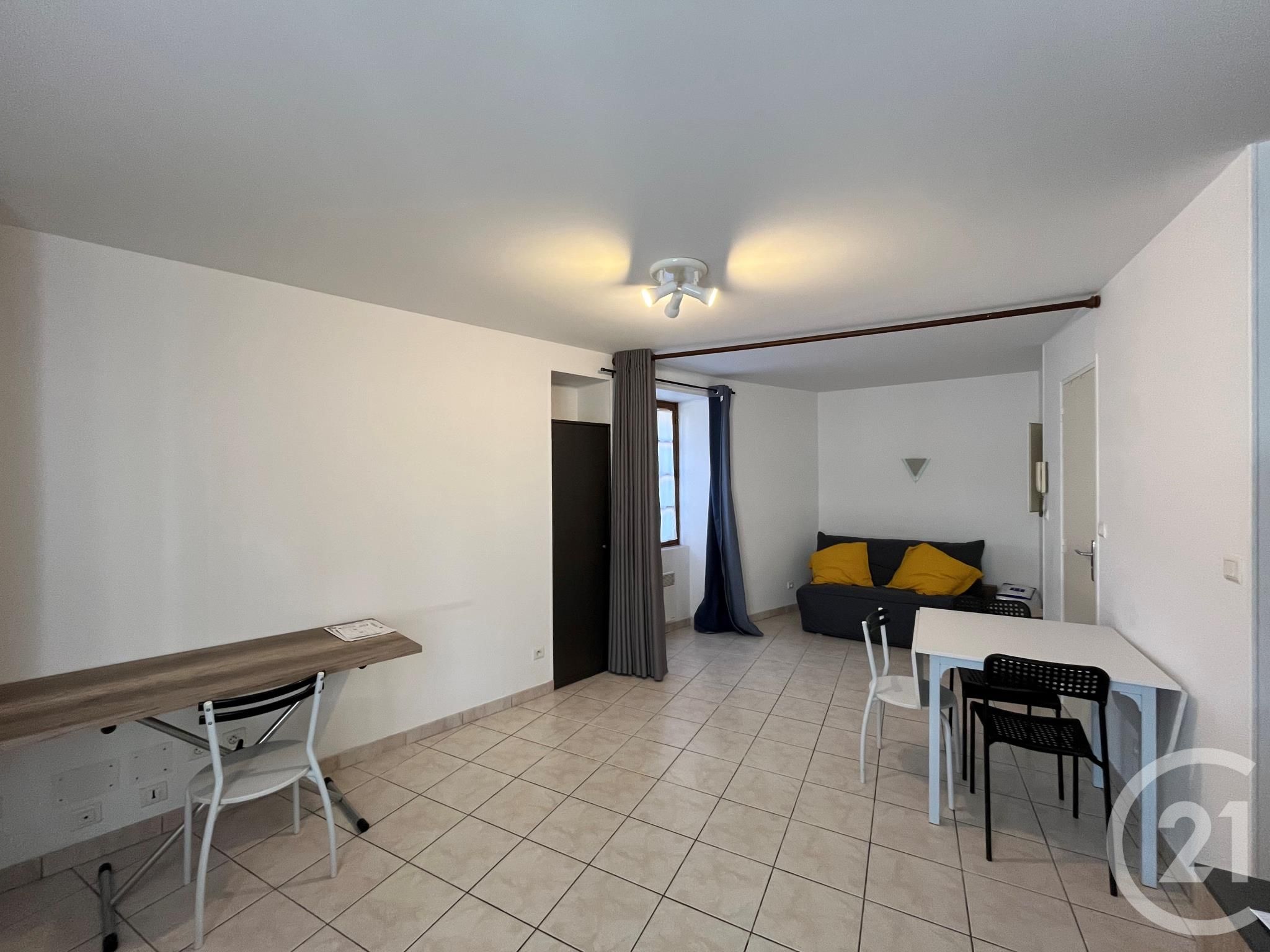 Appartement 1 pièce - 24m² - CHATEAUROUX