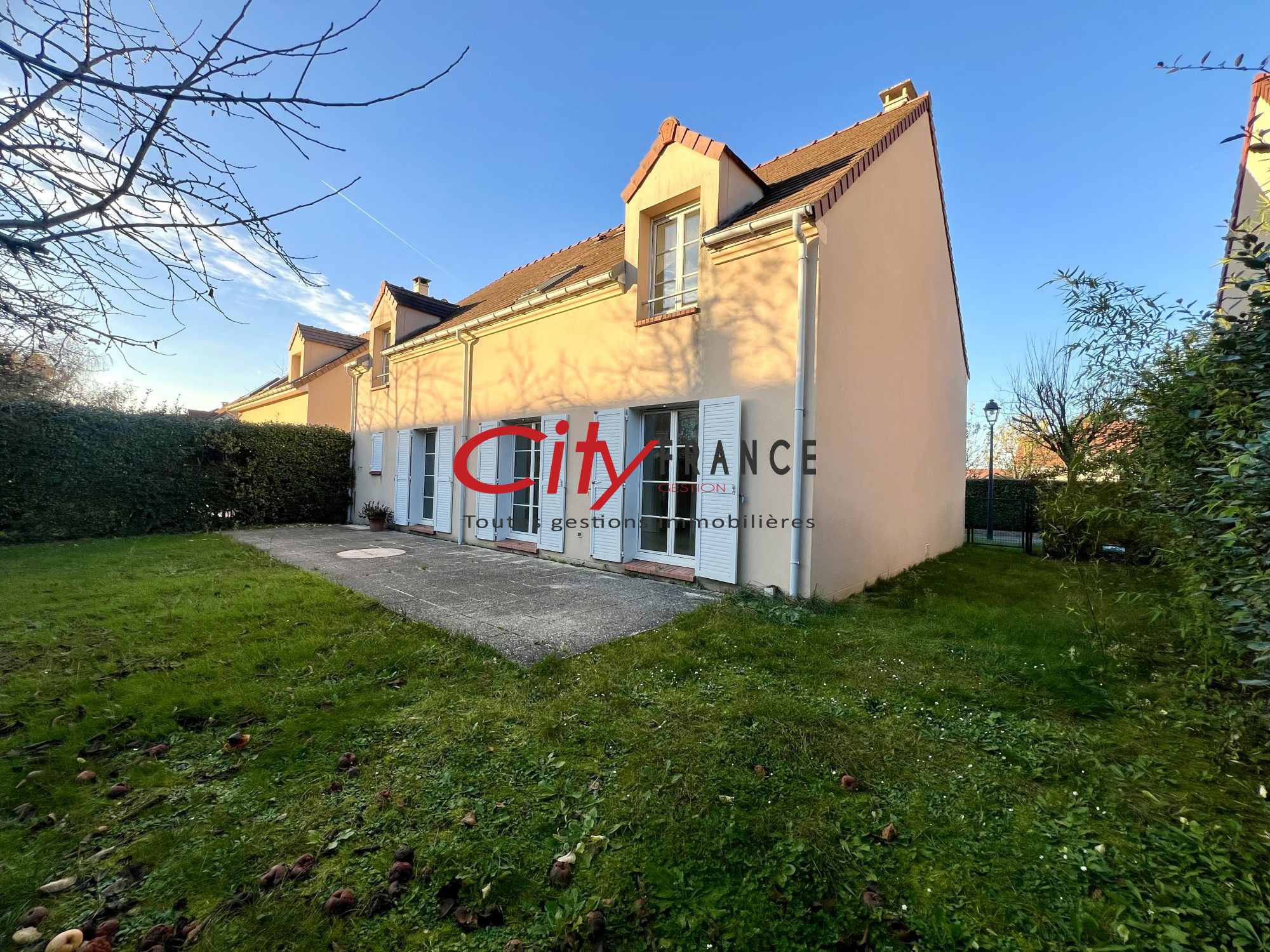 Maison 7 pièces - 150m² - CHAMBOURCY